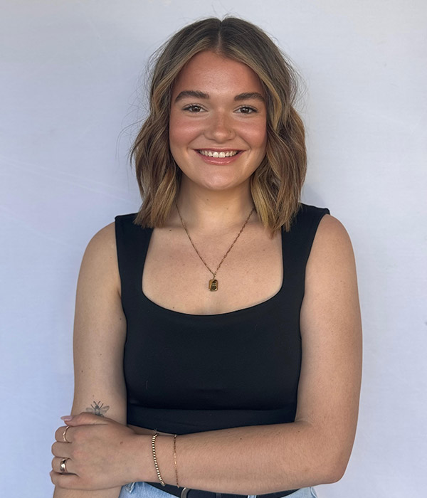 Chloe Neal - Stylist